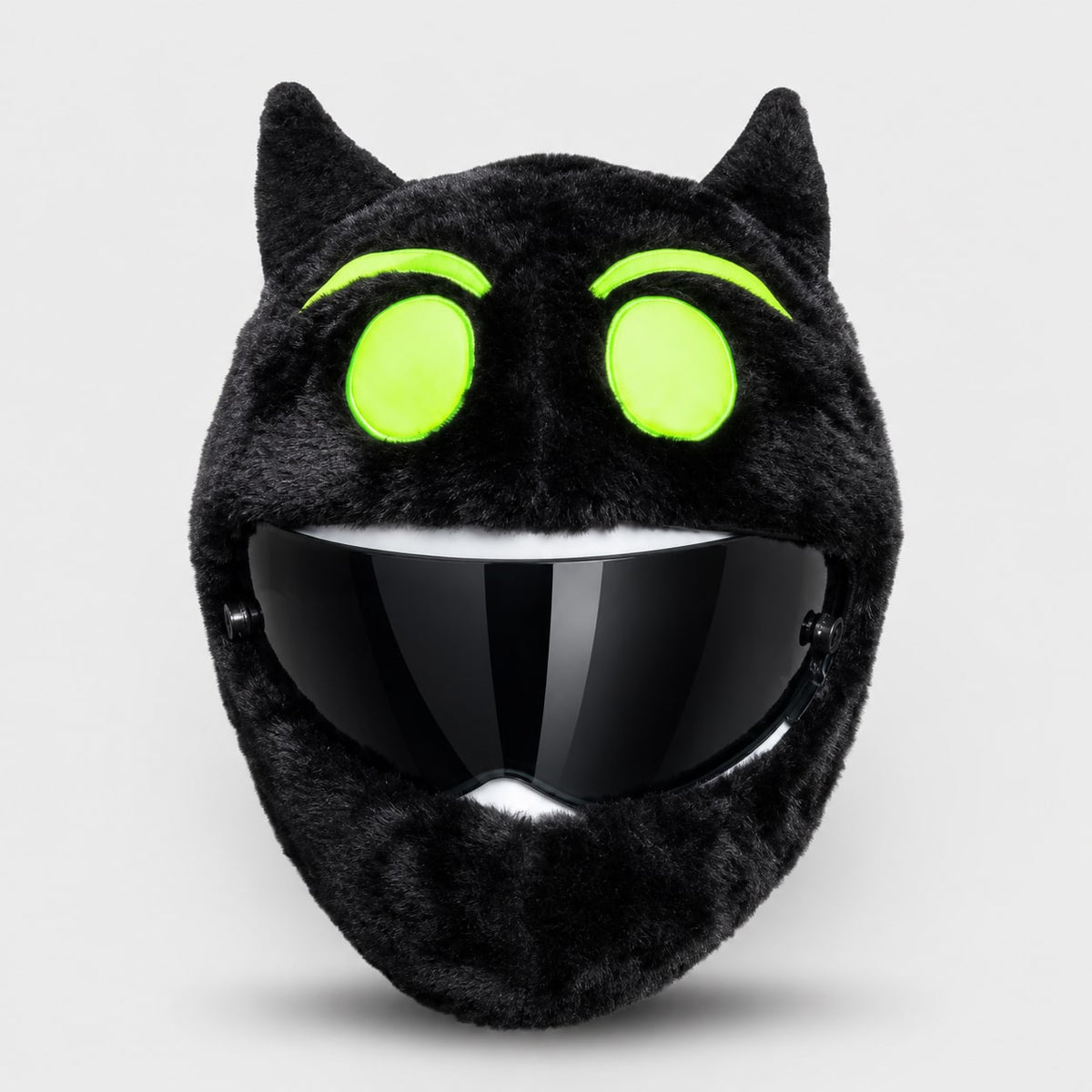 Funda de casco Vizora modelo Gato Negro, de pelo negro con orejas y ojos verde fluorescente, sobre un casco integral